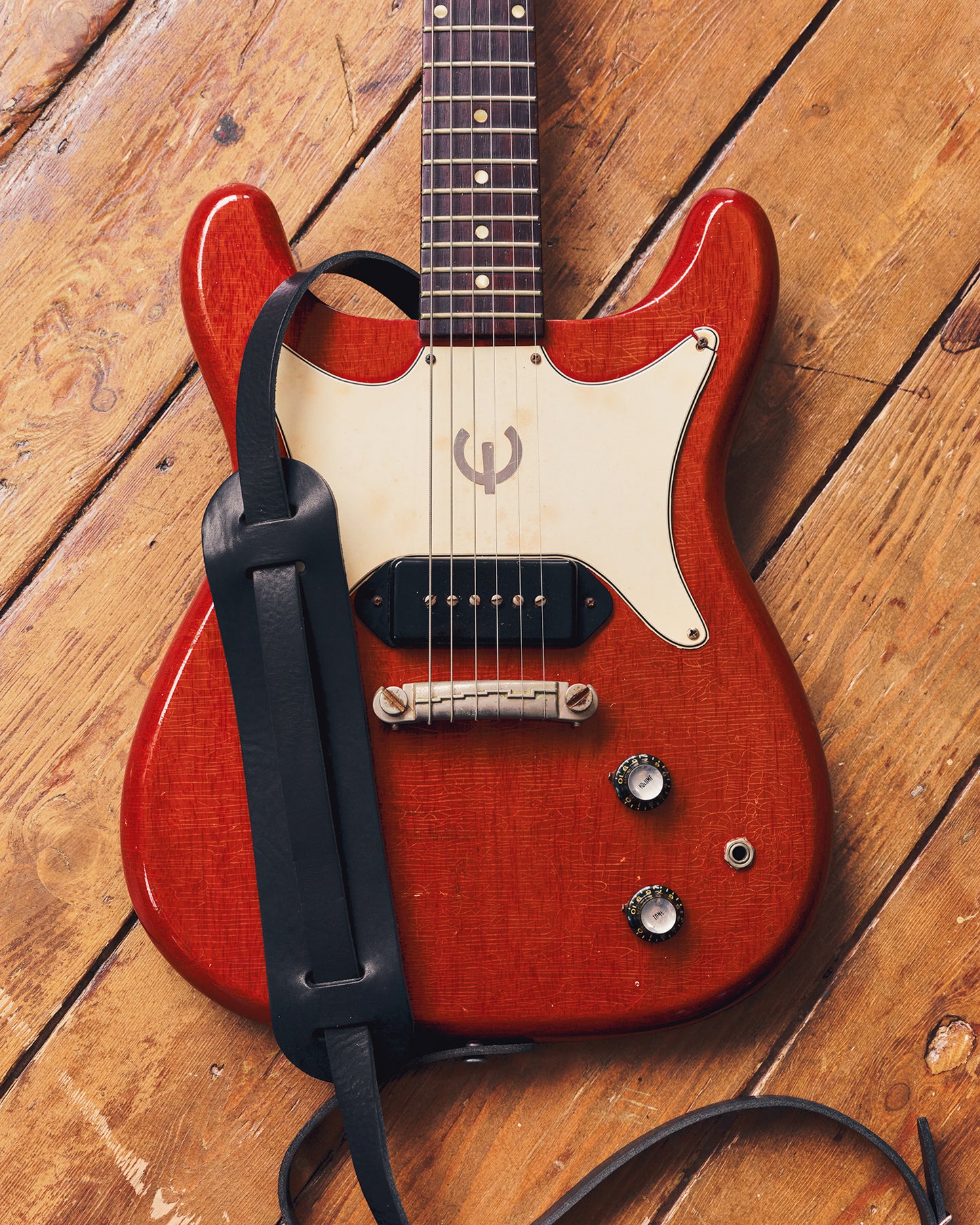 Tumbled Leather Shoulder Pad Guitar Strap Midnight