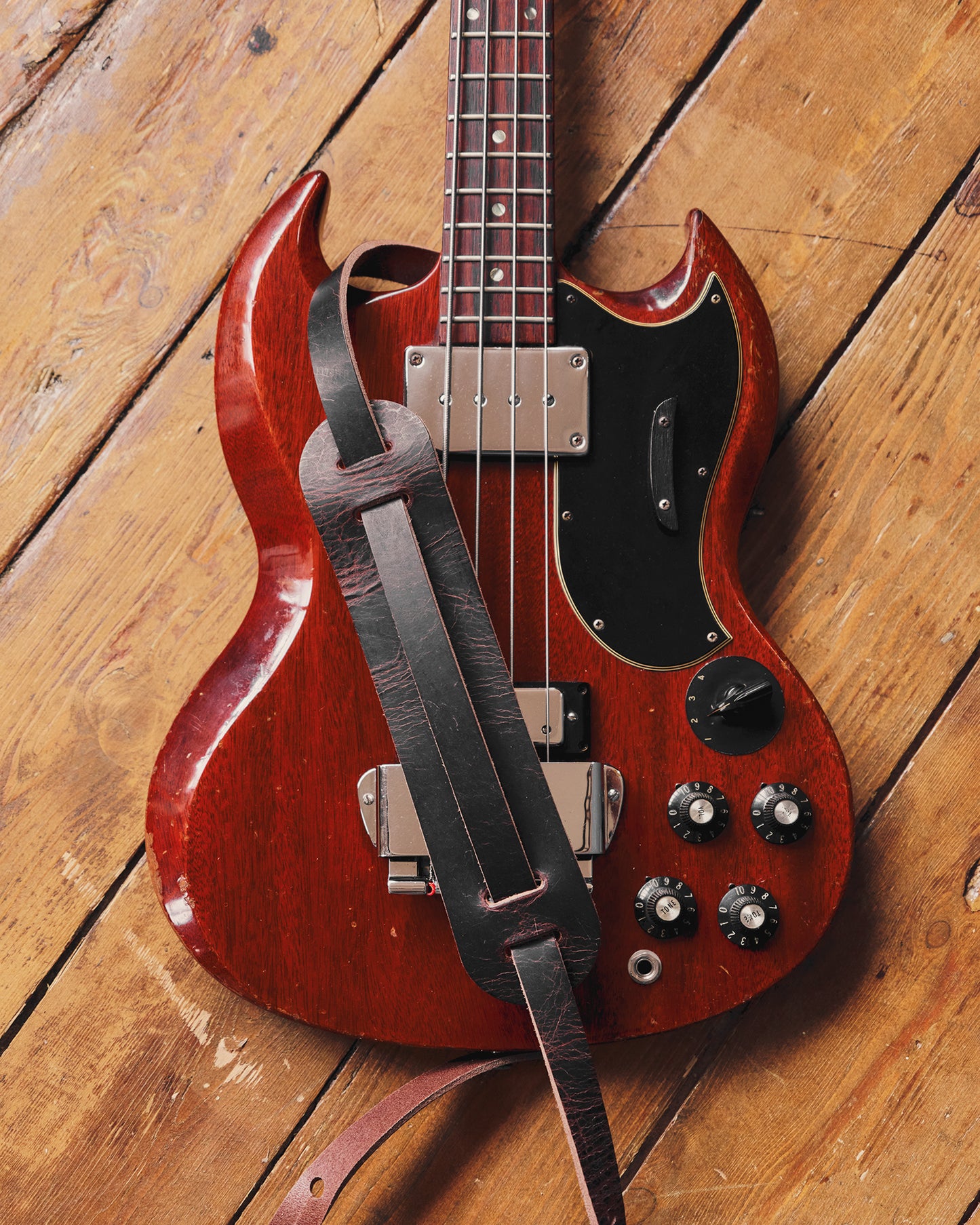 Leather Shoulder Pad Guitar Strap Roadworn Dark Brown