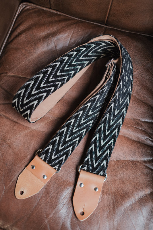 Nightcurrents Nubuck Leather Guitar Strap