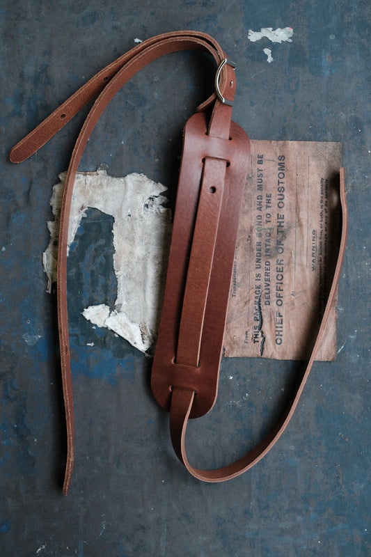 Thin Tumbled Leather Shoulder Pad Guitar Strap Mocha - Handmade in the UK